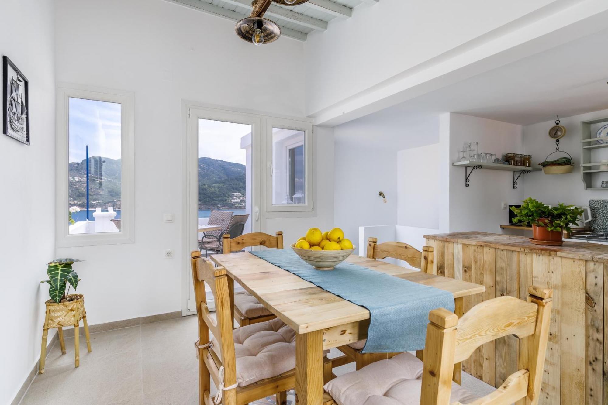סקופלוס טאון Nikolas House מראה חיצוני תמונה